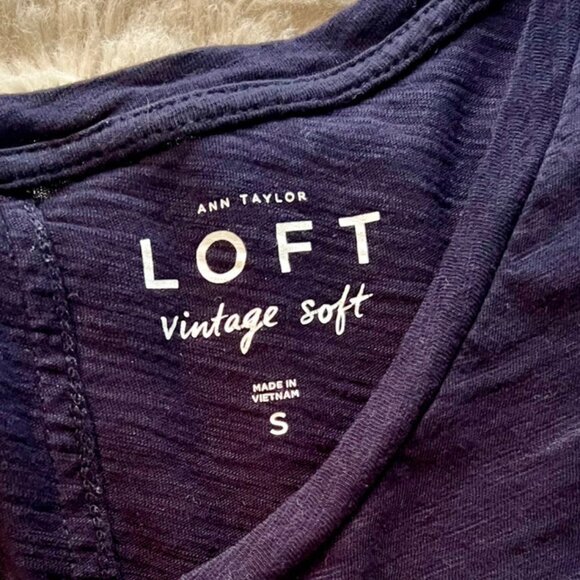 LOFT Vintage Soft Pocket Tee – Size Small - Picture 2 of 3